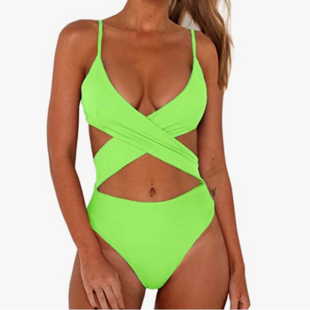 NWOT CHYRII Sexy Criss Cross High Waisted Cutout One Piece Monokini Swimsuit, L